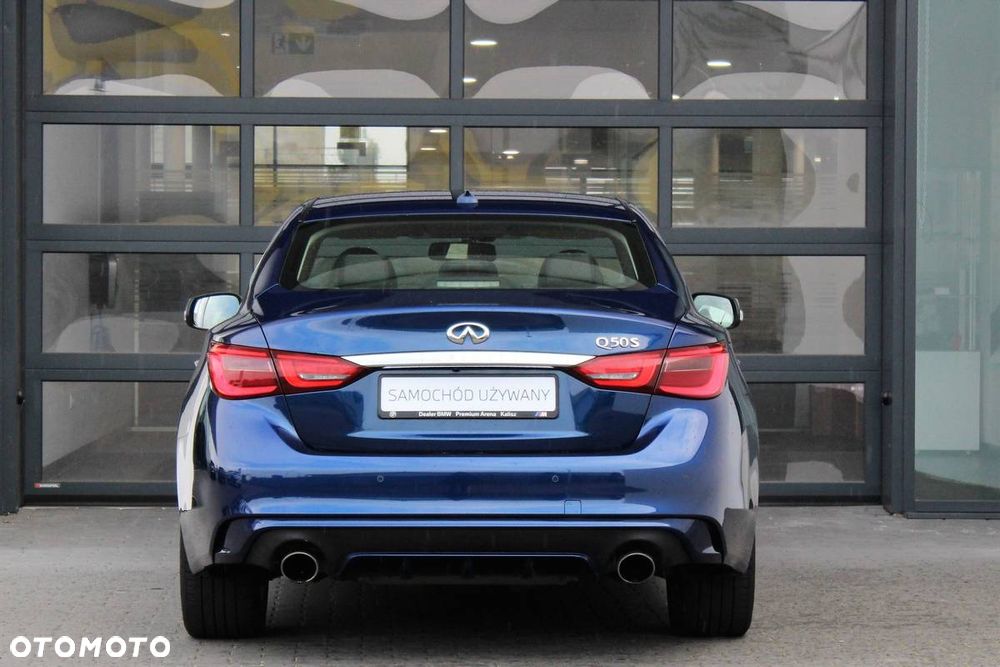 Infiniti Q50 - 2