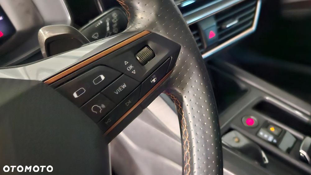 Cupra Formentor 1.4 e-Hybrid DSG Priority - 36