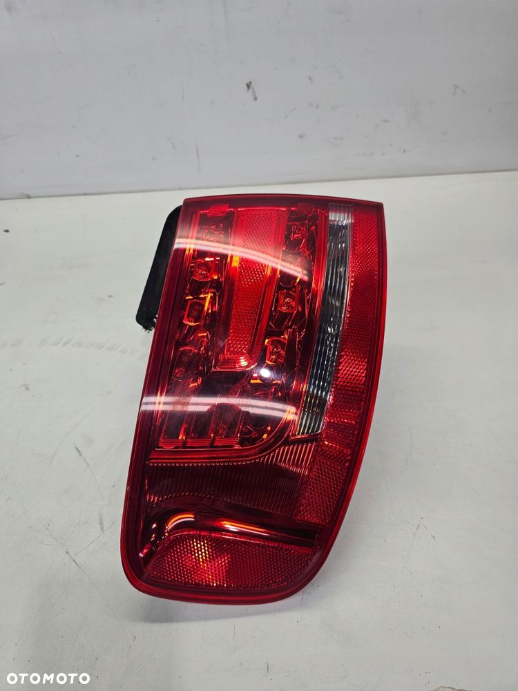 LAMPA LEWY TYŁ W BŁOTNIK AUDI A4 B8 8K5945095K LED - 5