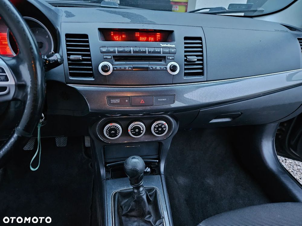 Mitsubishi Lancer 2.0 DID Instyle - 9