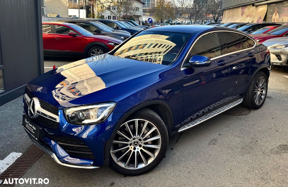 Mercedes-Benz GLC Coupe 300 e 4Matic 9G-TRONIC AMG Line Plus - 1