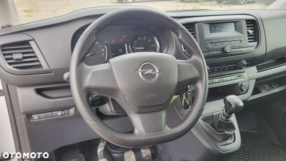 Opel Vivaro (4-d) 1.5 CDTI Long 2.7t (88kW FUR M) 120 KM M6 - 21
