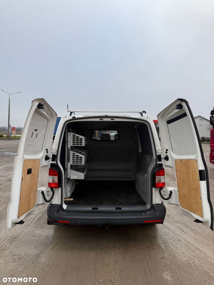 Volkswagen Transporter - 5