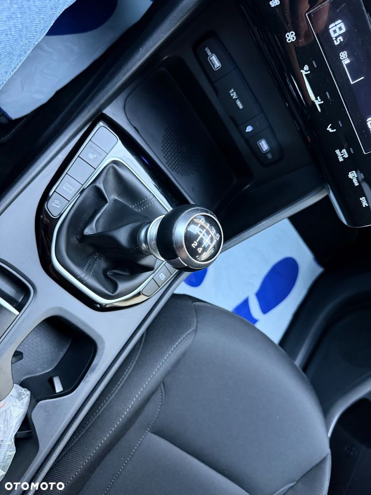 Hyundai Tucson blue 1.6 CRDi 2WD Pure - 40
