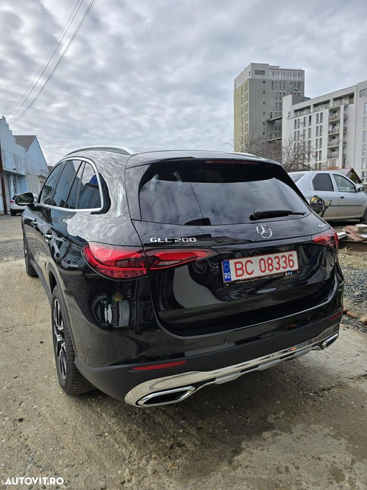 Mercedes-Benz GLC - 9