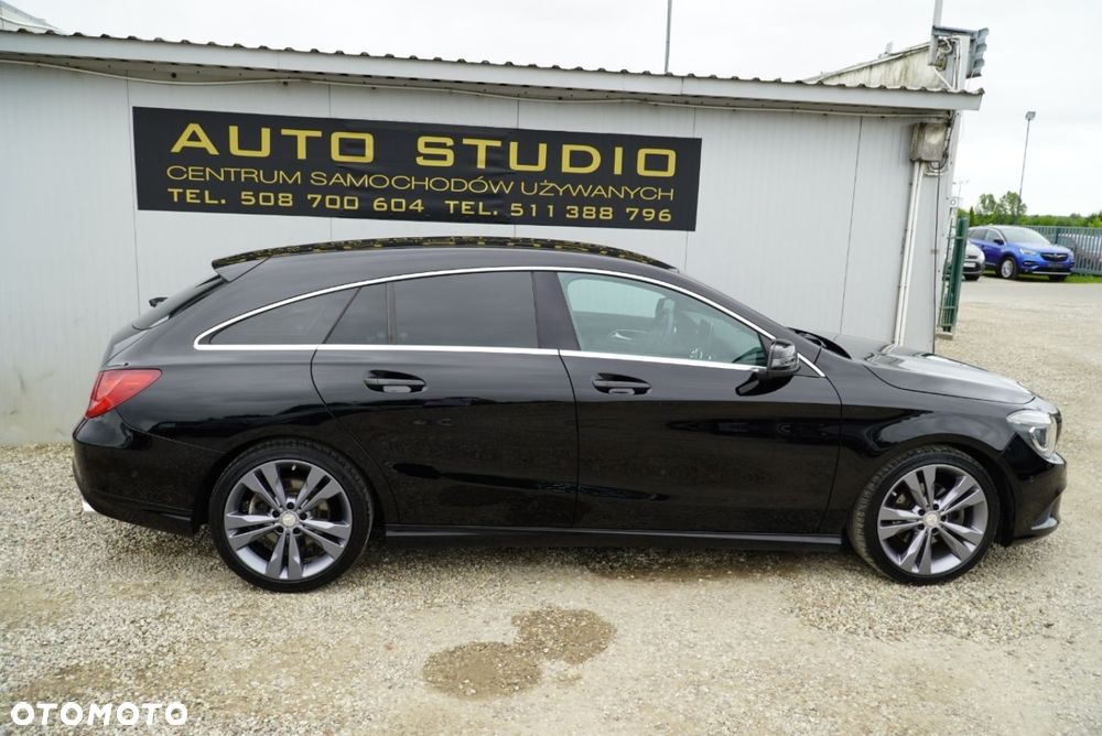 Mercedes-Benz CLA 200 UrbanStyle Edition - 29
