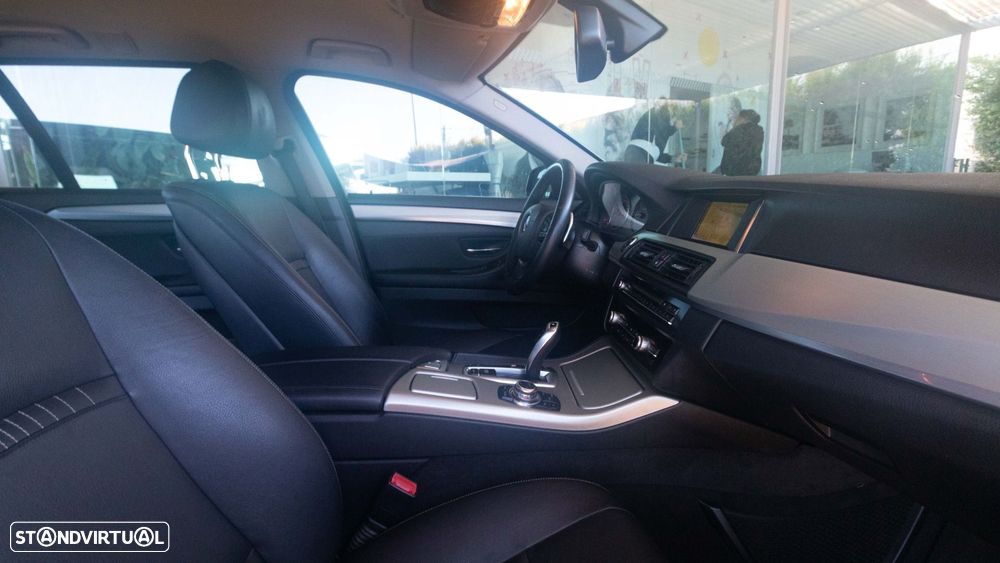 BMW 520 d Line Luxury Auto - 12