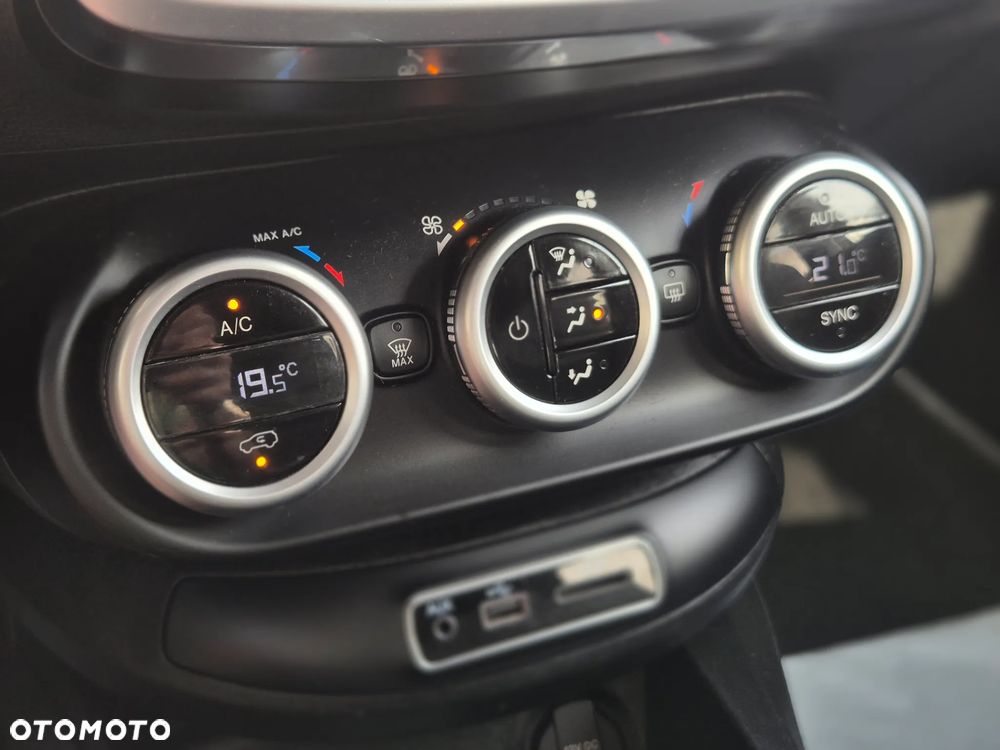 Fiat 500X 1.4 MultiAir Lounge - 26