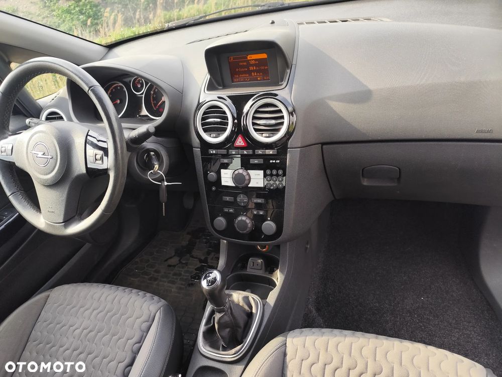 Opel Corsa 1.4 16V Edition - 13
