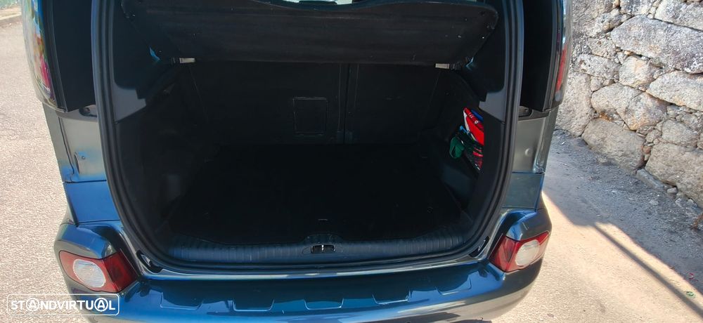 Citroën C3 Picasso 1.6 e-HDi Exclusive CMP6 - 7