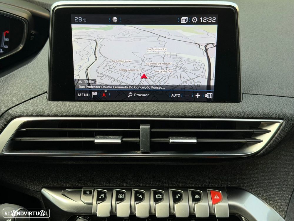 Peugeot 5008 1.6 BlueHDi GT Line EAT6 - 14