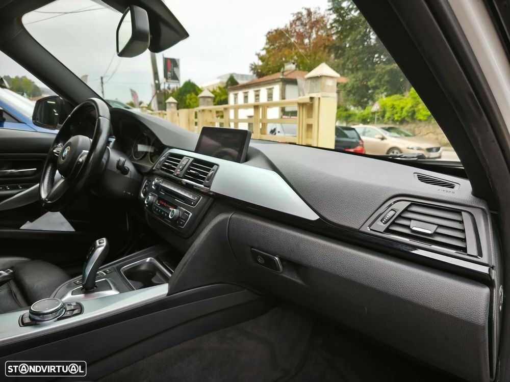 BMW 320 d Touring Auto Pack M - 25