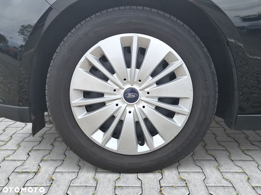 Ford Focus 1.6 Trend - 10