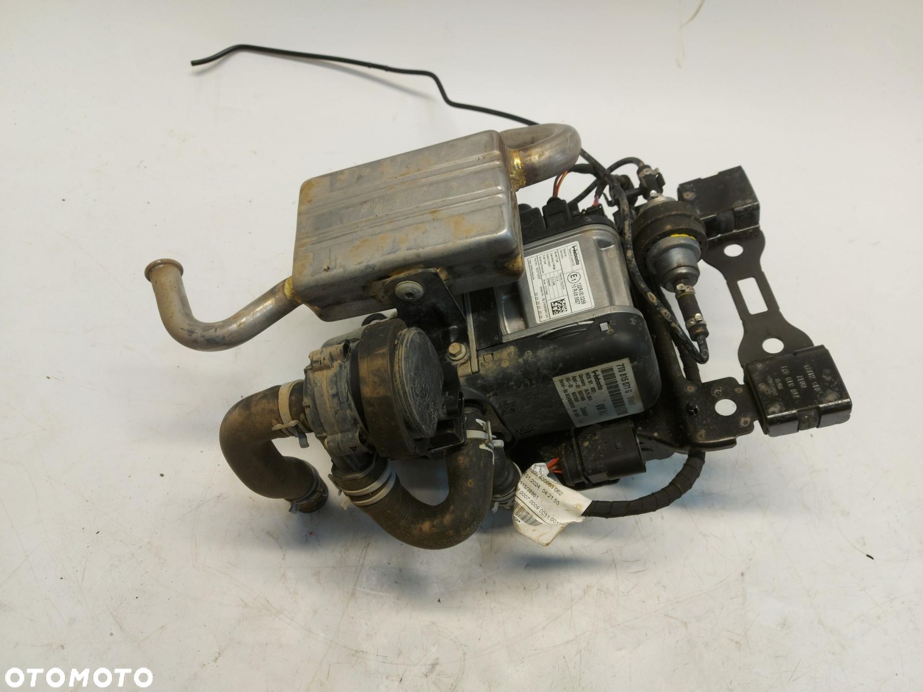 VW Multivan 7T0 T7 2023r webasto dogrzewacz podgrzewacz wody - 1