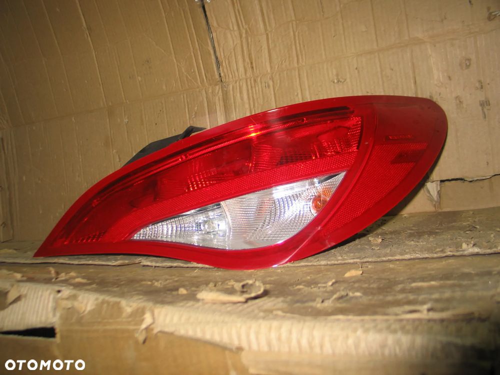 lampa tyl tylna mercedes CLA C117 W117 A1179061800 oryginal - 9