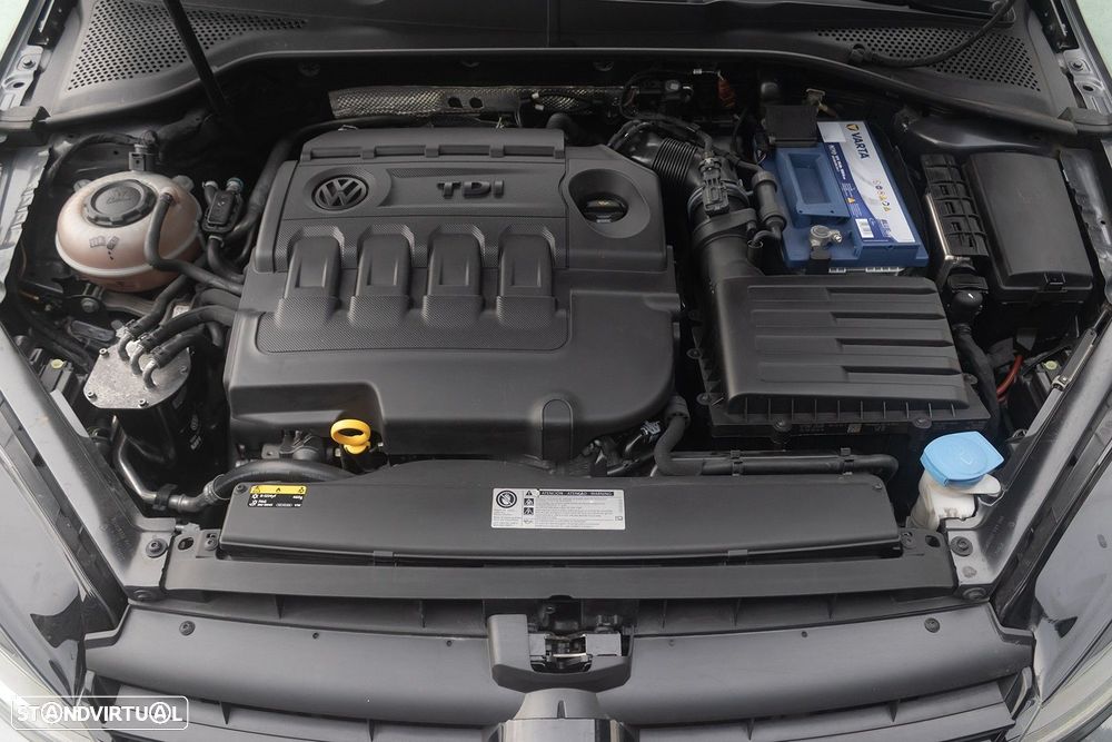 VW Golf Variant 1.6 TDi Confortline - 24