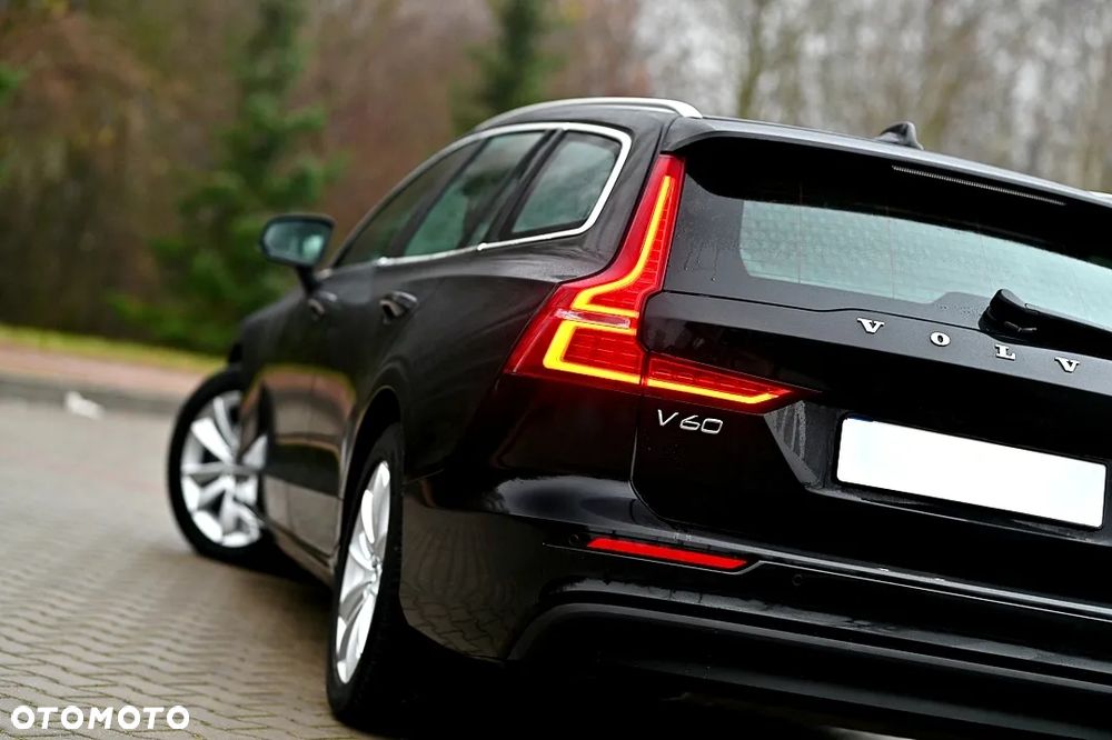 Volvo V60 D3 Momentum Pro - 9