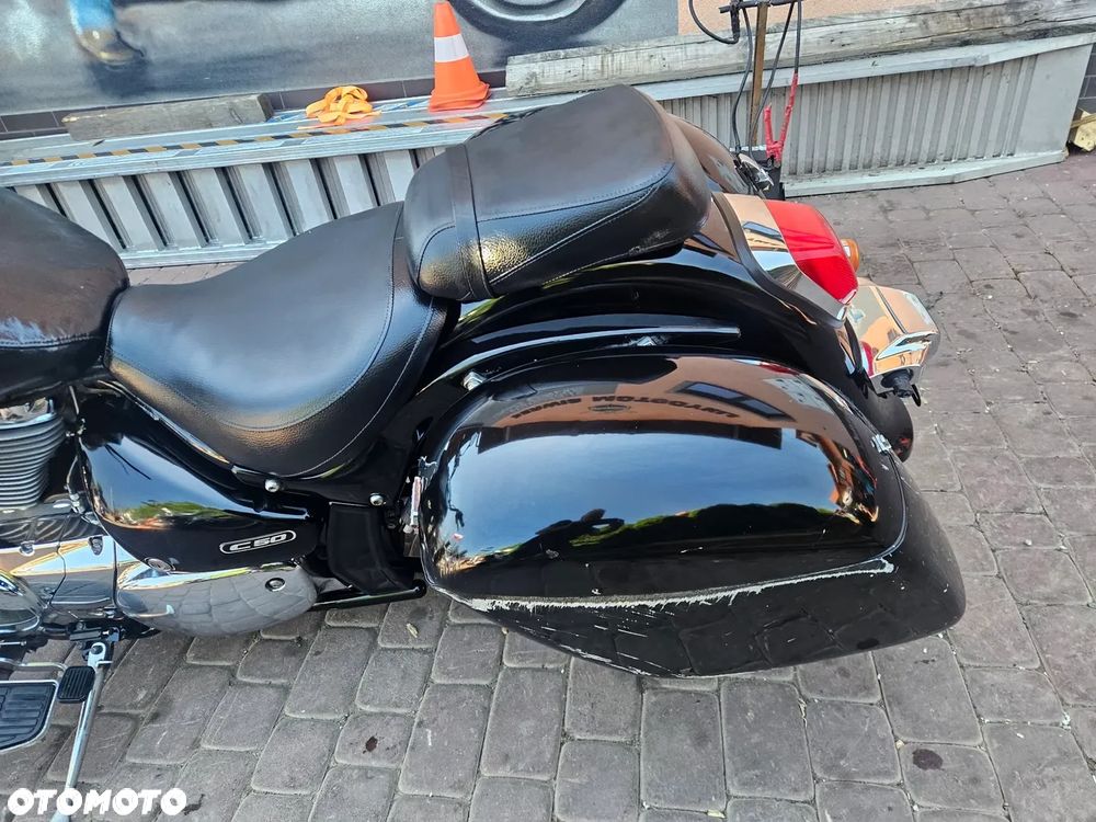 Suzuki VL 800 Volusia - Boulevard C50 - 28