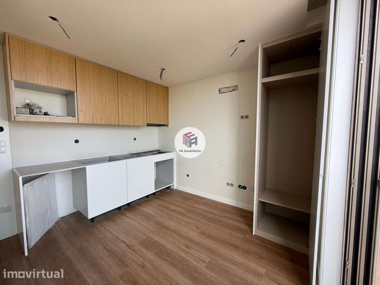 Apartamento T0 Centro Matosinhos - Grande imagem: 5/15
