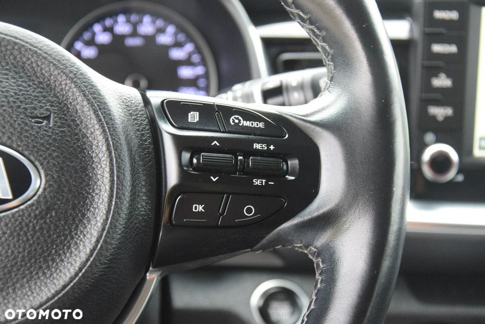 Kia Stonic 1.0 T-GDI DCT OPF Spirit - 21