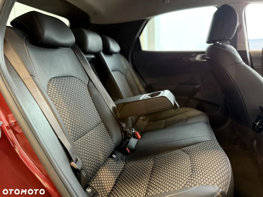 Kia XCeed 1.6 T-GDI Business Line DCT - 22