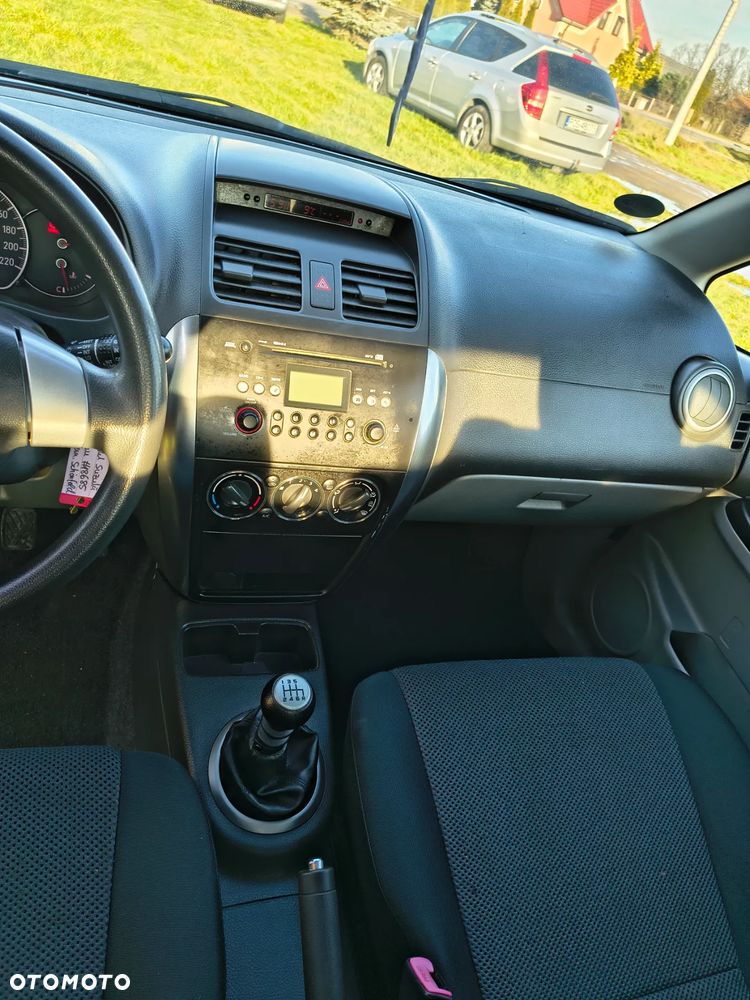 Suzuki SX4 1.9 DDiS DPF 4x4 Club - 12