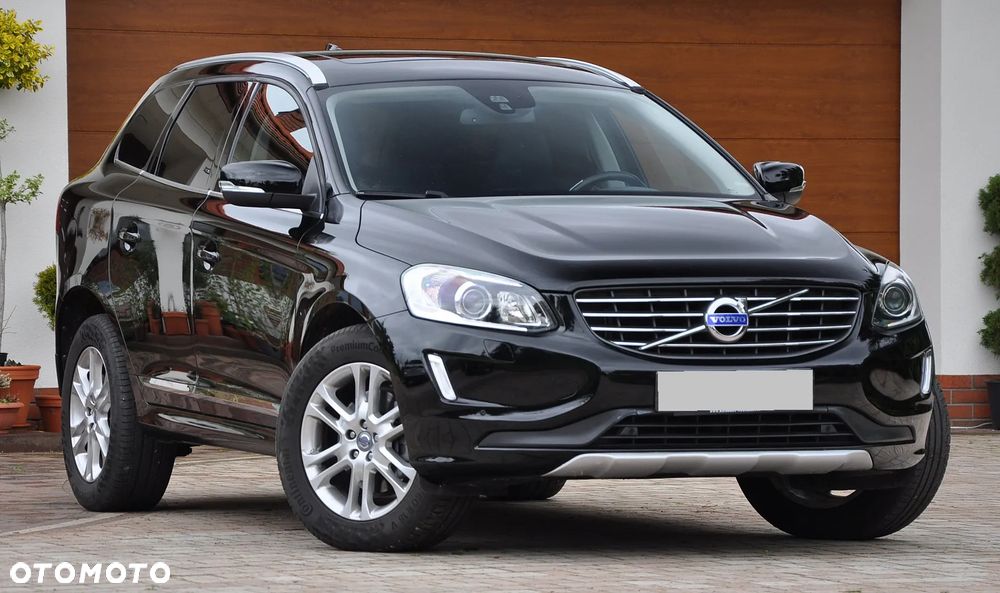 Volvo XC 60 D5 AWD Geartronic Summum - 11