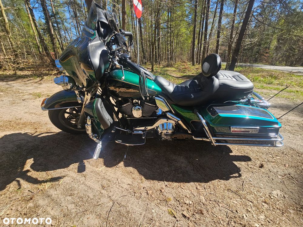 Harley-Davidson FLHTCU Ultra - 10