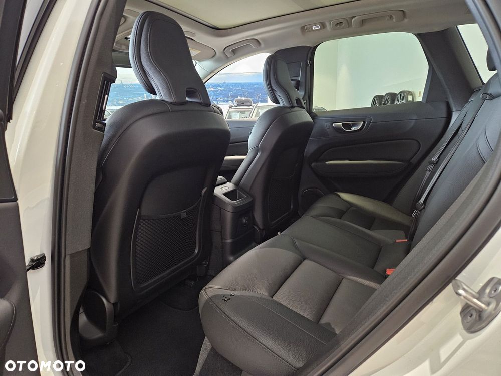 Volvo XC 60 - 33