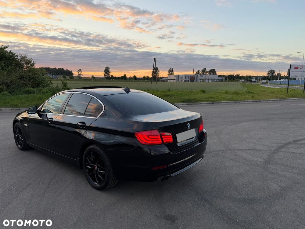 BMW Seria 5 - 32