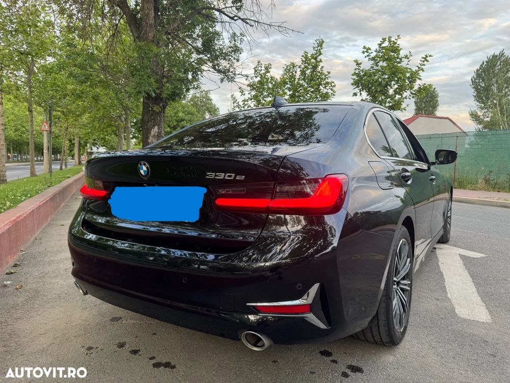 BMW Seria 3 330e Aut. Luxury Line - 5