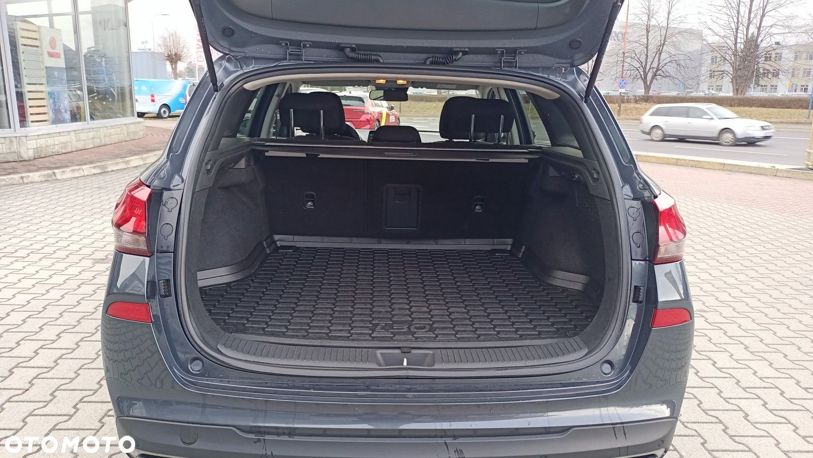 Hyundai i30 - 12