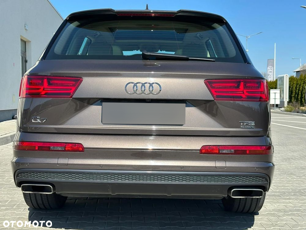 Audi Q7 3.0 TFSI Quattro Tiptronic - 7