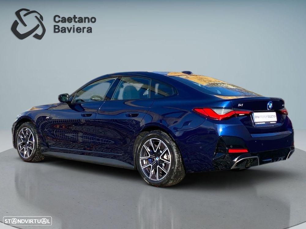 BMW i4 eDrive35 Pack Desportivo M - 28