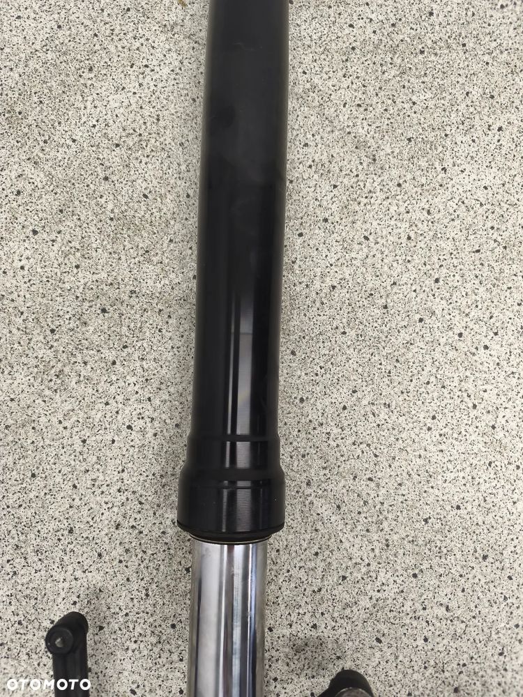 Laga prawa, amortyzator prawy, zawieszenie przód, przednie Triumph Trident 660 2022 - 11