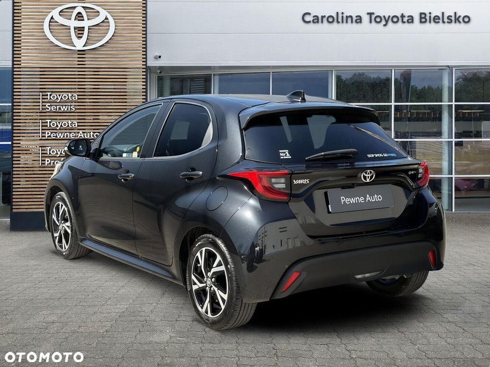 Toyota Yaris 2025 photo 2
