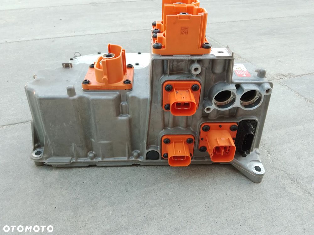 PRZETWORNICA NAPIĘCIA PORSCHE TAYCAN 9J1915539DG - 3