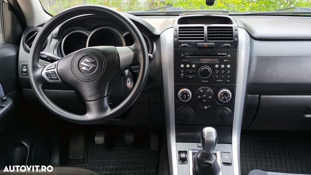 Suzuki Grand Vitara 1.6 JX - 8