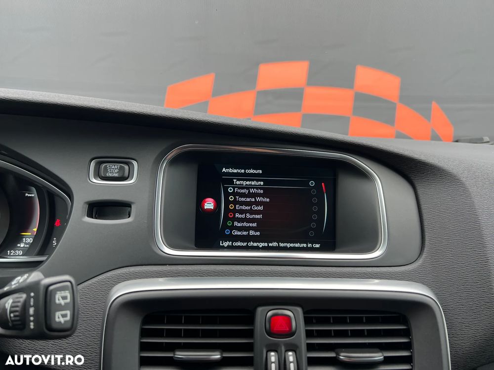 Volvo V40 D2 Geartronic RDesign - 26