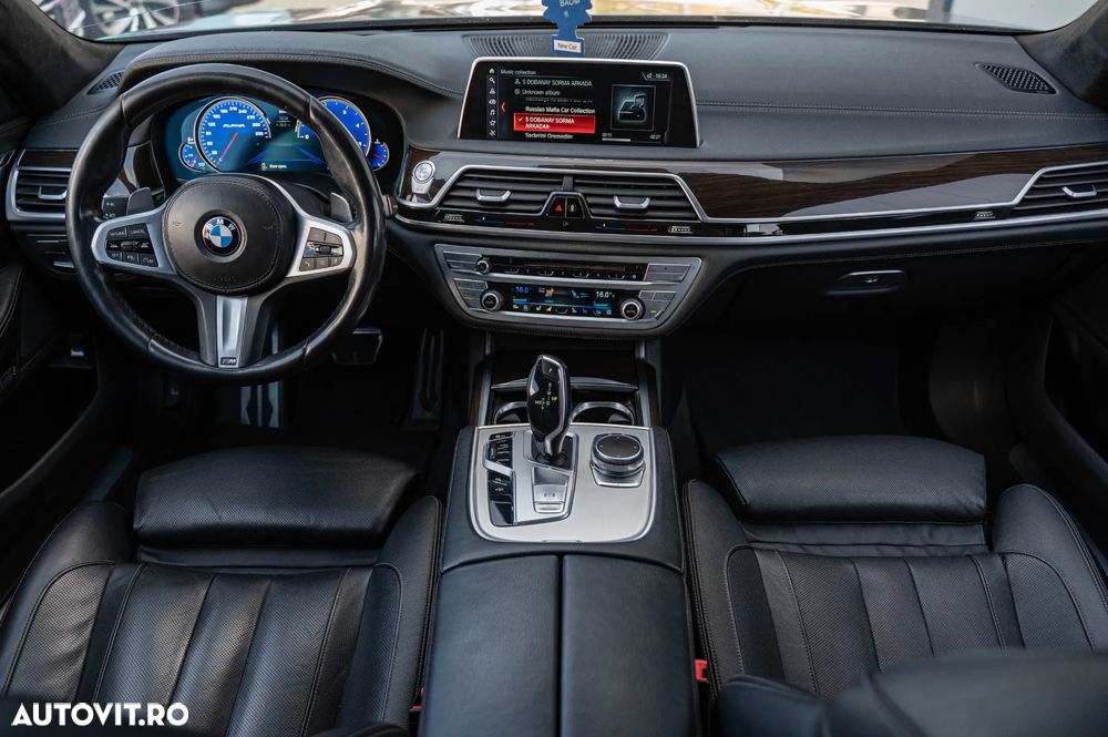 BMW Seria 7 740d xDrive - 11