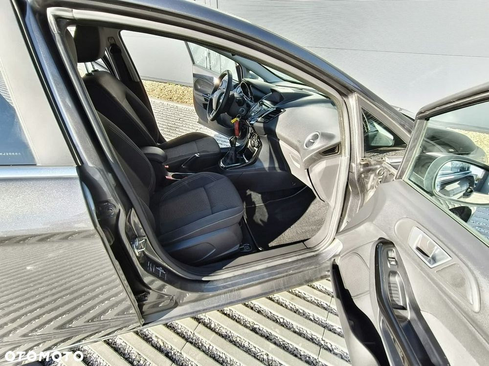 Ford Fiesta - 15