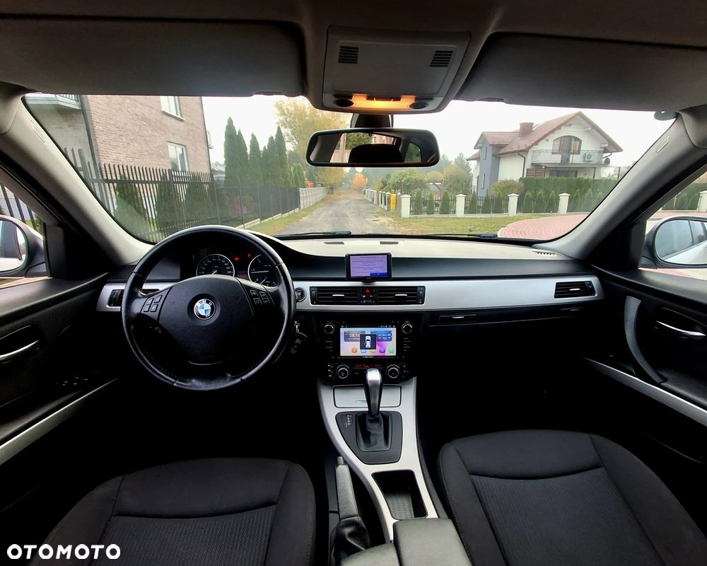 BMW Seria 3 - 23