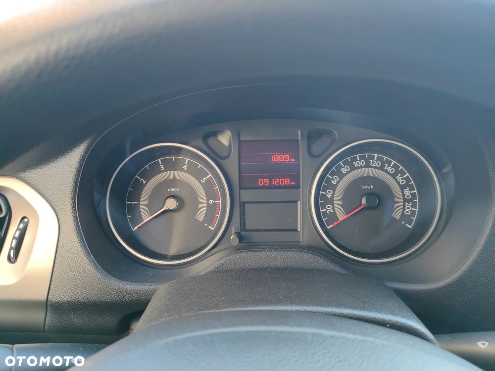 Peugeot 301 1.2 Pure Tech Active - 21