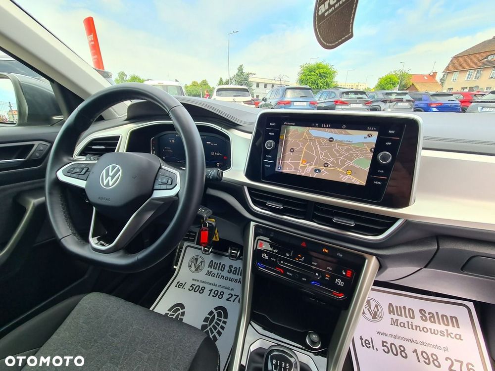 Volkswagen T-Roc 1.5 TSI OPF Move - 32