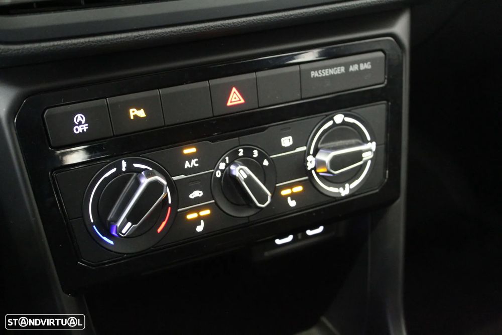 VW T-Cross 1.0 TSI Life - 17