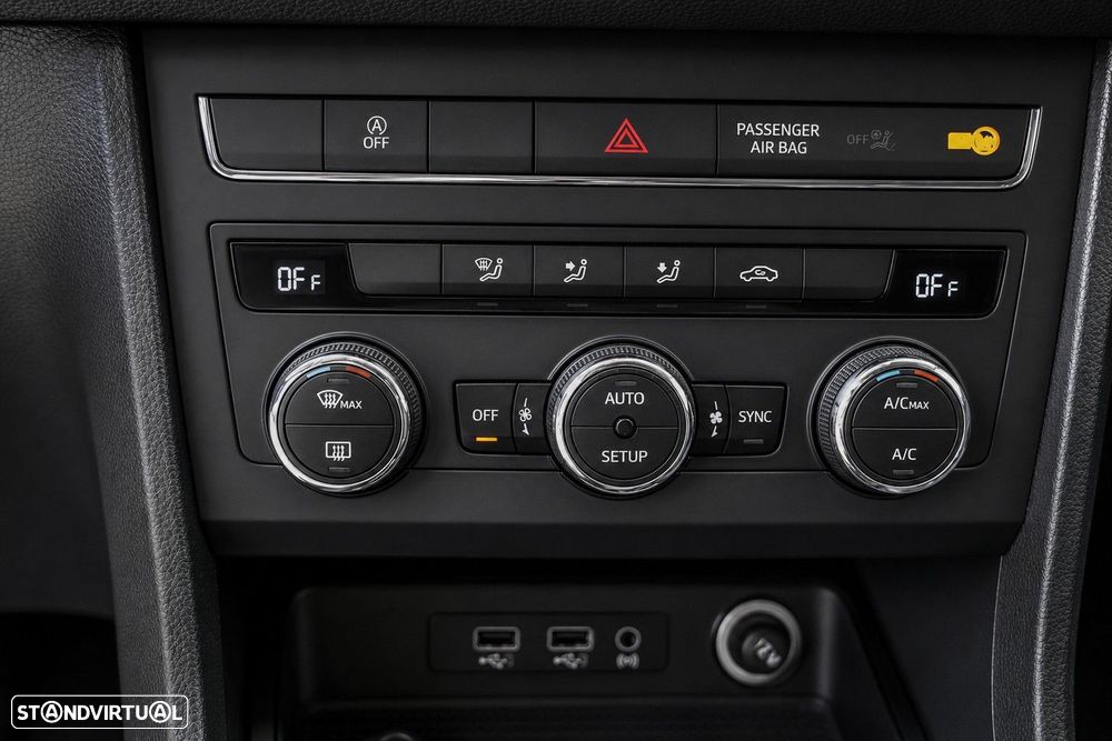 SEAT Ateca 1.6 TDI ECOMOTIVE Reference - 12