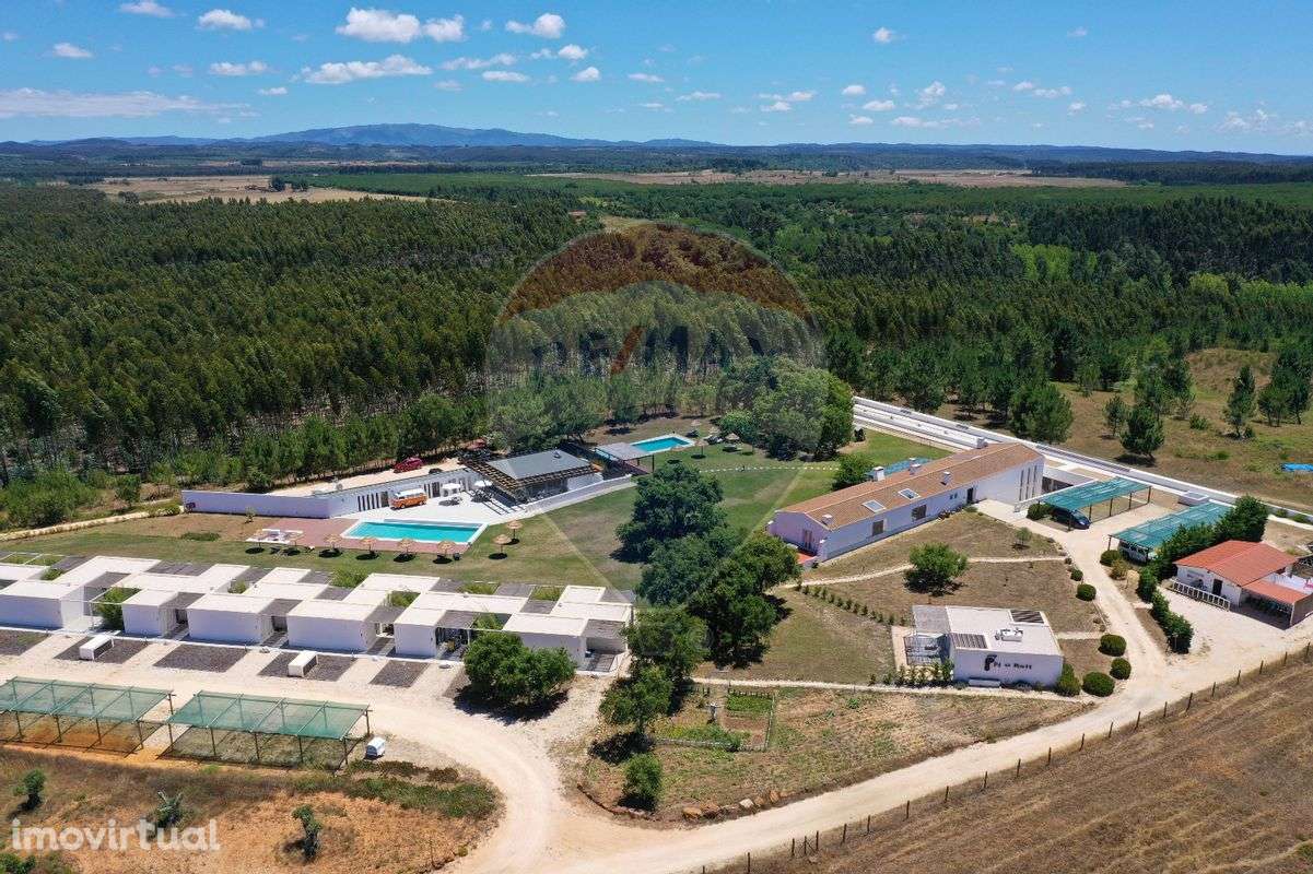 Hotel  para venda - Grande imagem: 2/43