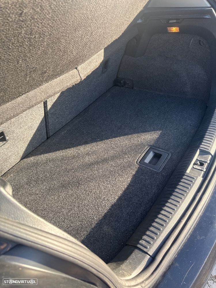 VW Polo 1.6 TDI Confortline BlueMotion - 13