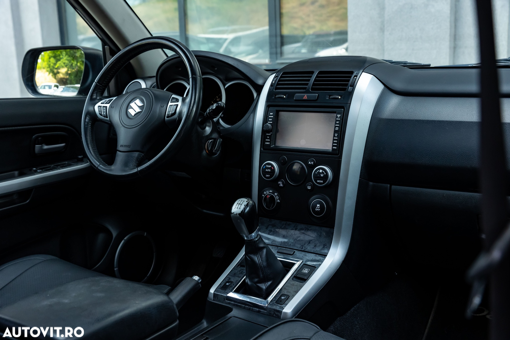 Suzuki Grand Vitara 1.9 DDiS Comfort - 18