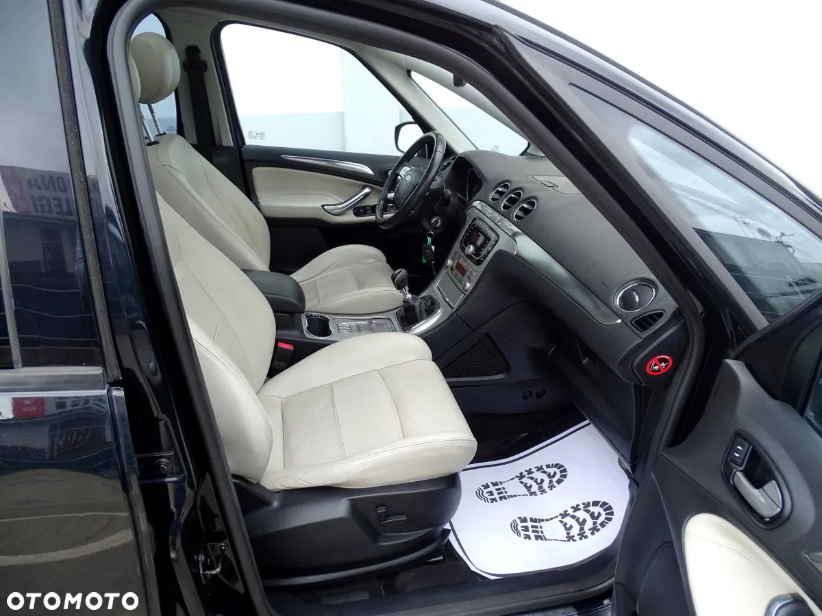Ford S-Max 2.5 Titanium - 14